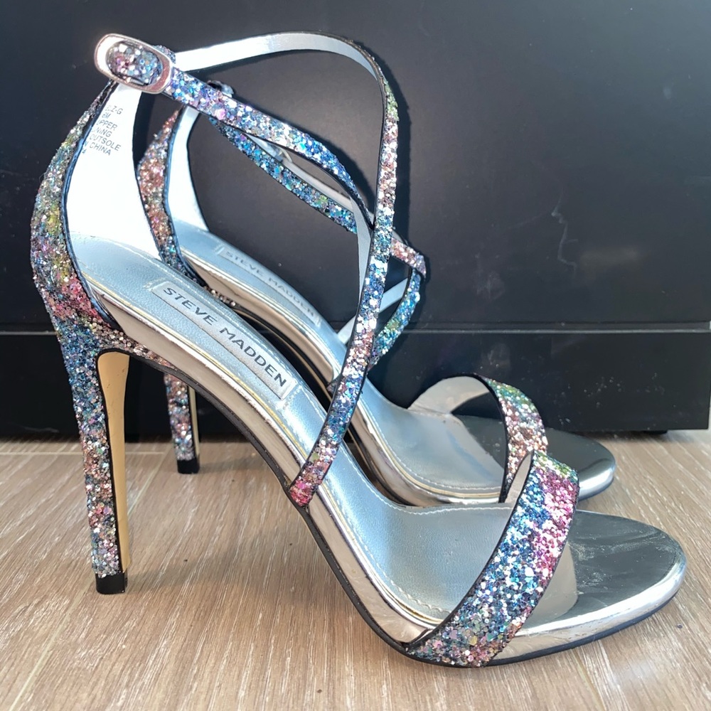 Steve Madden Multicolored Glitter Size 6